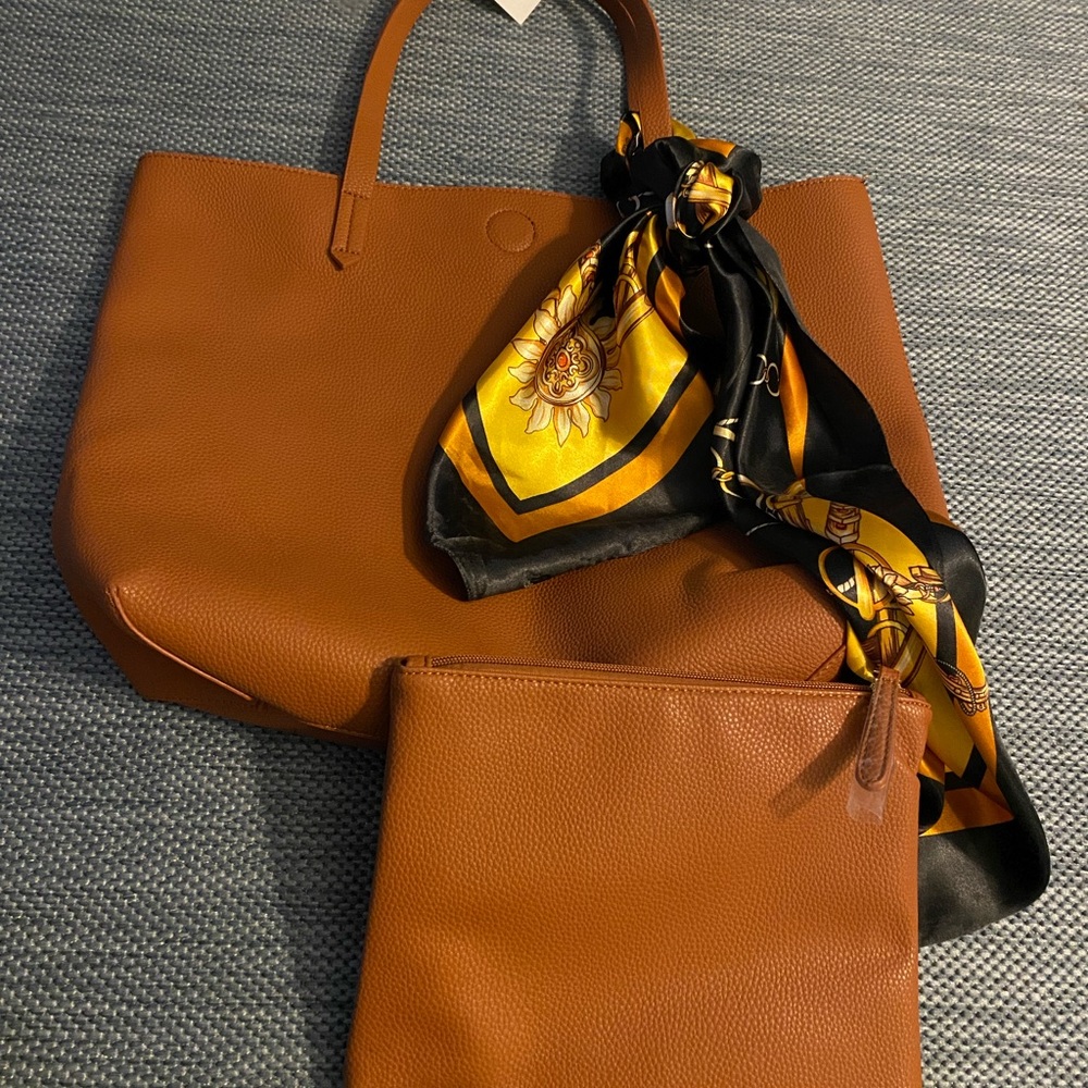 Emporia Vegan leather tote with matching scarf & matching mini bag